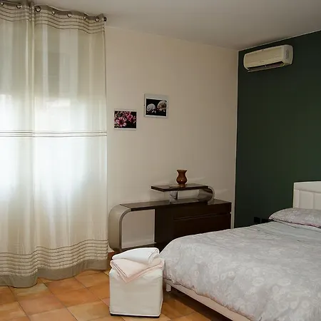House Etna View Daire Mascali