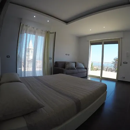 House Etna View *