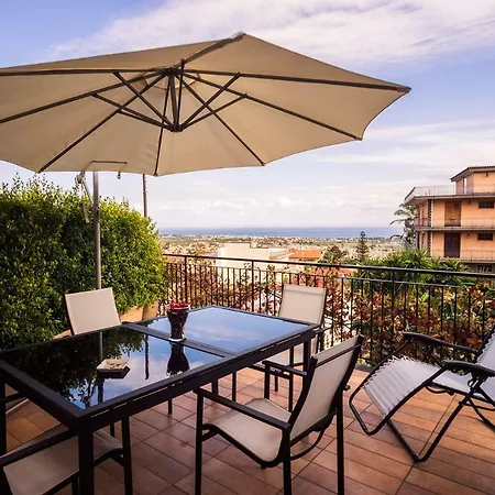 Daire House Etna View *